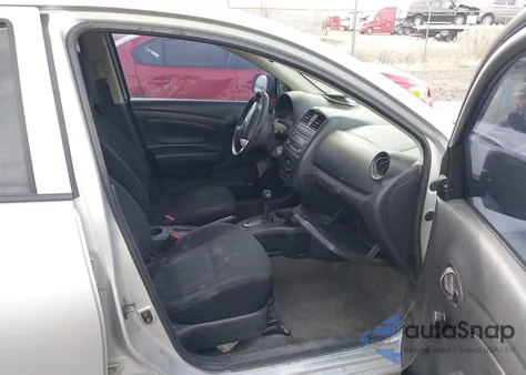 2015 Nissan Versa 1.6 S+ z USA, uszkodzony, nr VIN 3N1CN7AP3FL827623